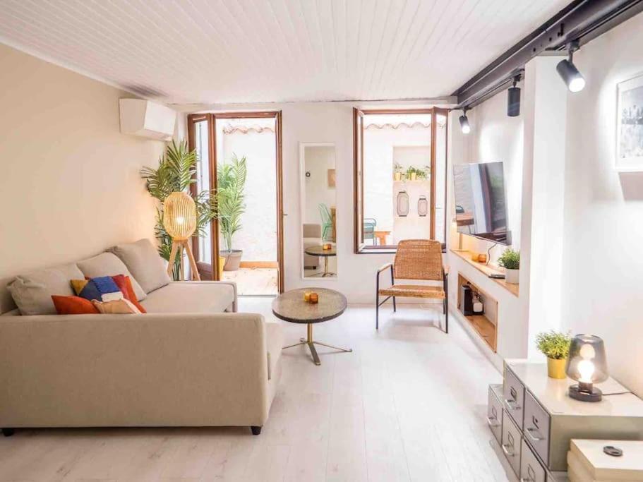 Appartement T2 47M2 Avec Terrasse - Proche Gare Marseille Extérieur photo